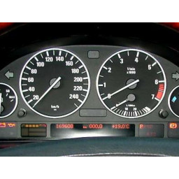 Как проверить напряжение аккумулятора в BMW E38 E39 X5 E46 с помощью функции самоконтроля приборной панели BMW
